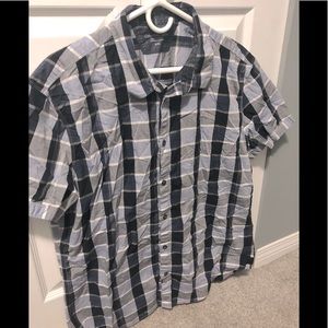 Calvin Klein short sleeve shirt